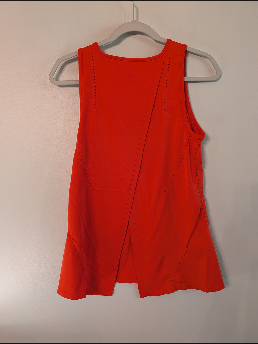 Athleta Bright Red Performance Small - Picture 2 of 4